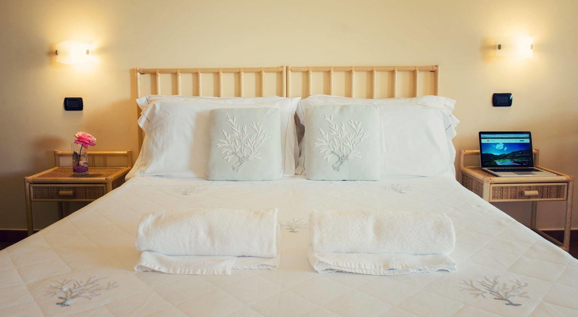 'A Nuciara Park Hotel & Spa Furci Siculo Exterior foto
