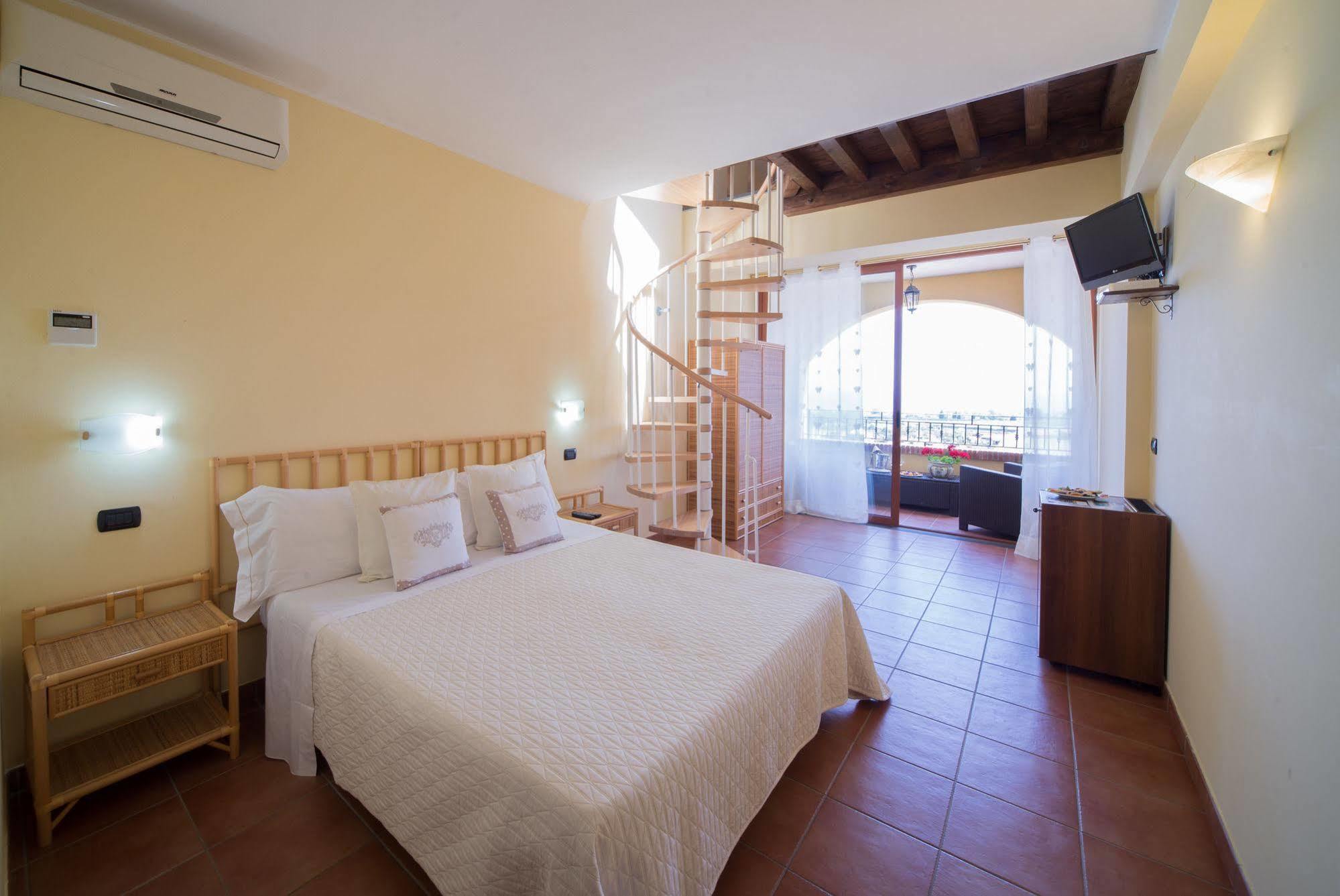 'A Nuciara Park Hotel & Spa Furci Siculo Exterior foto